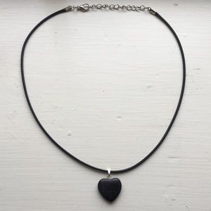 🌙Natural Heart-Shaped Black Stone Necklace